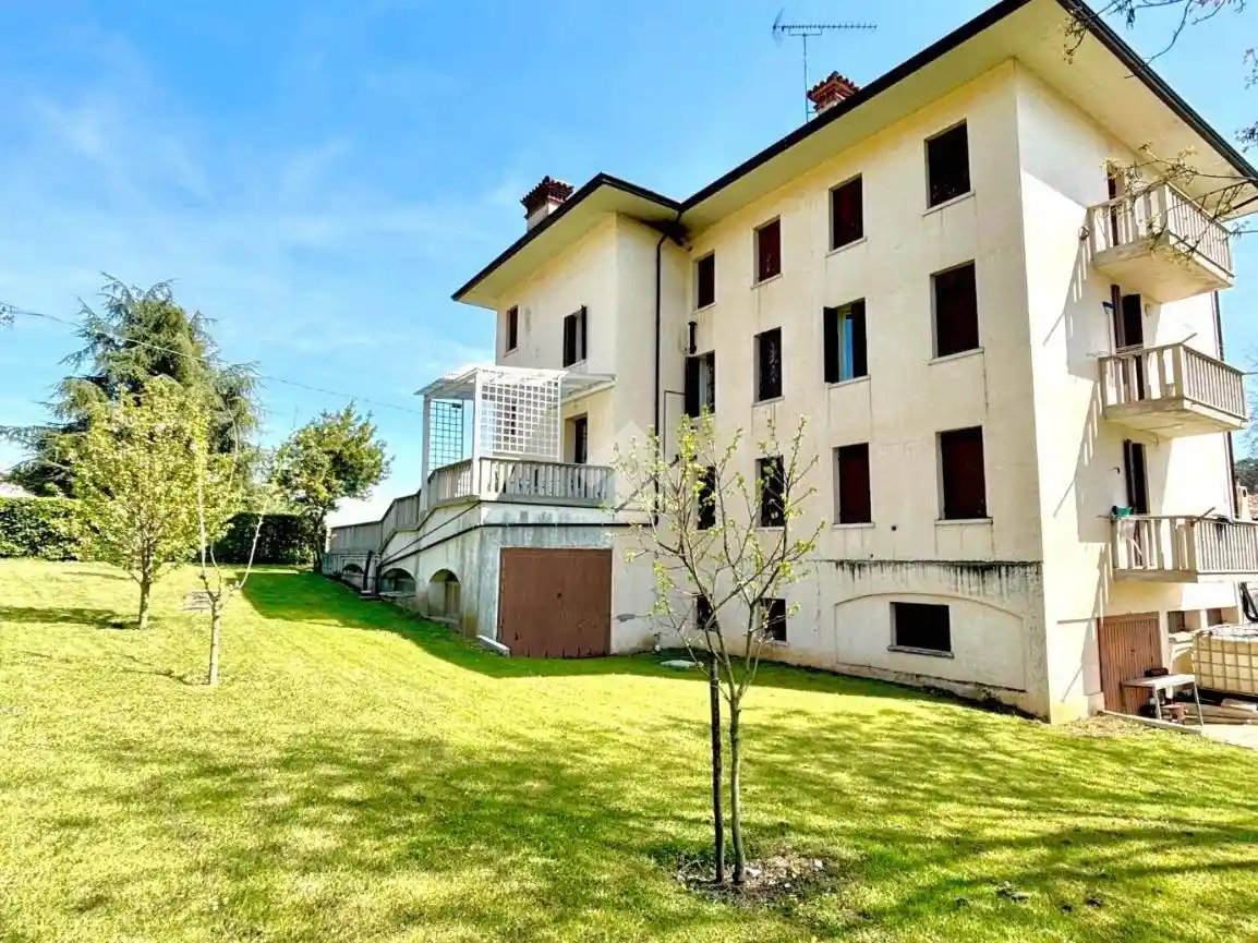 Appartamento in vendita a Possagno