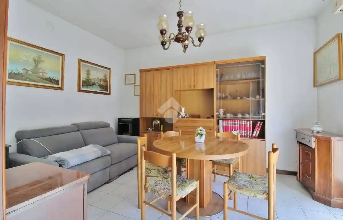 Appartamento in vendita a Voghera