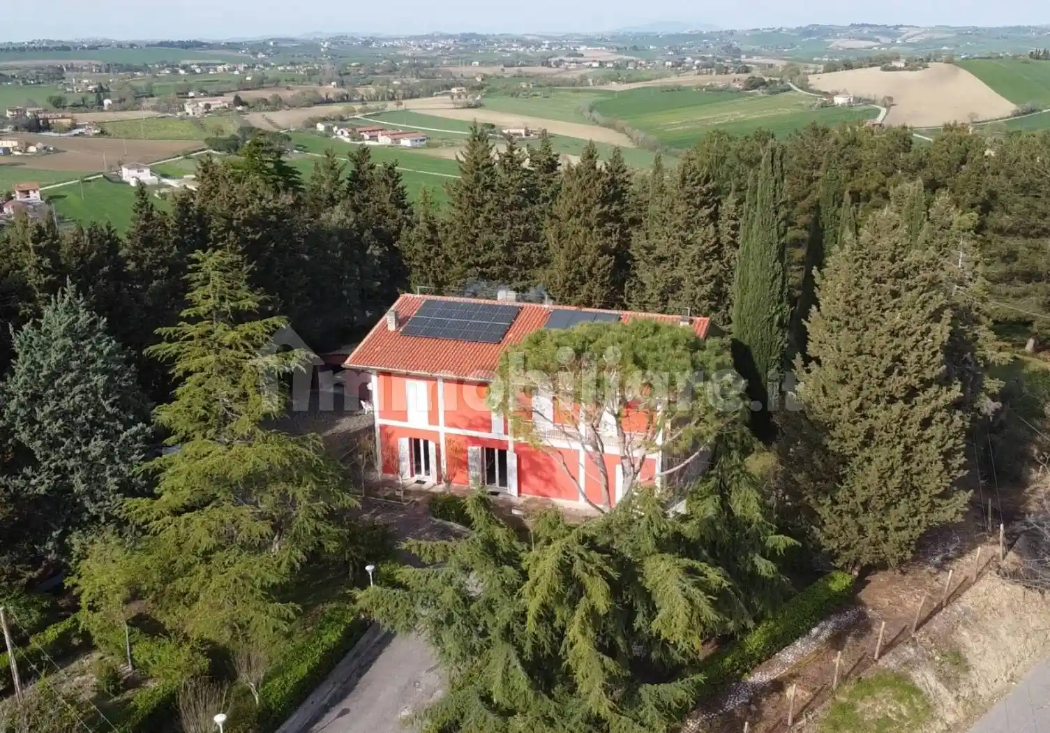 Villa in vendita a Treia