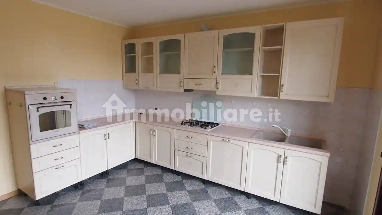 Appartamento in affitto a Colognola Ai Colli