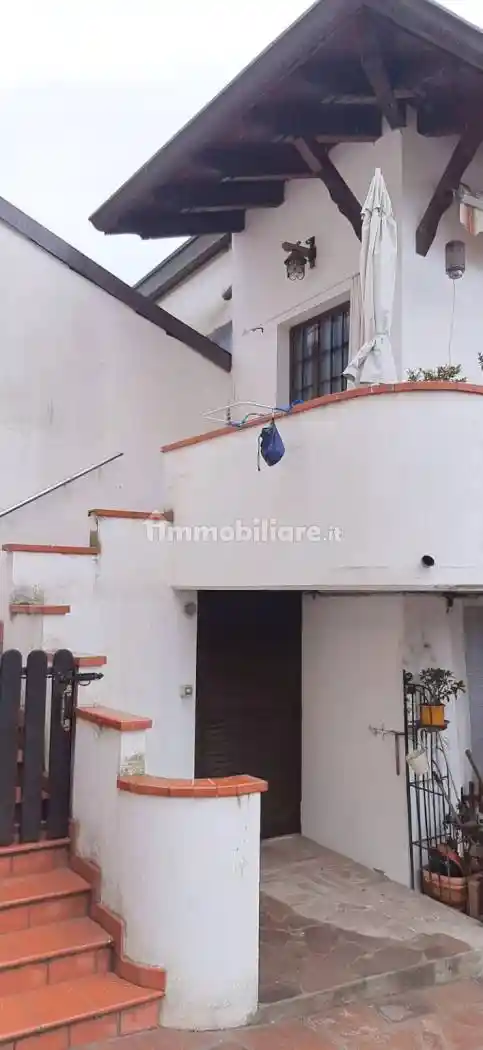 Villa in vendita a San Salvatore Monferrato