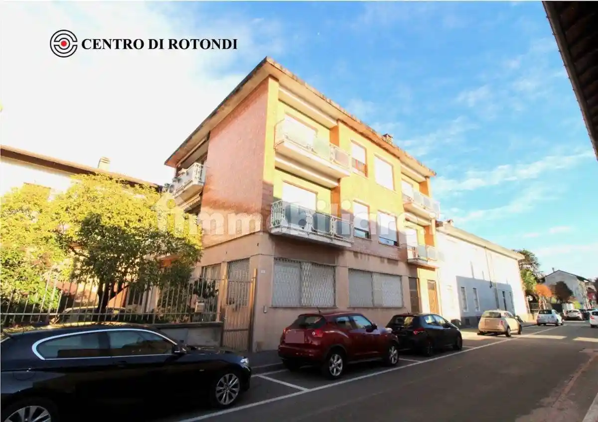 Palazzo - Edificio in vendita a Cerro Maggiore