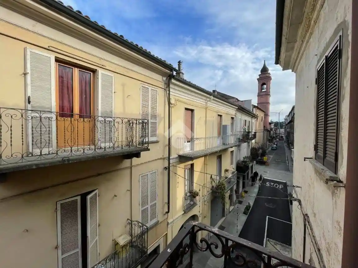 Casa indipendente in vendita a Nizza Monferrato
