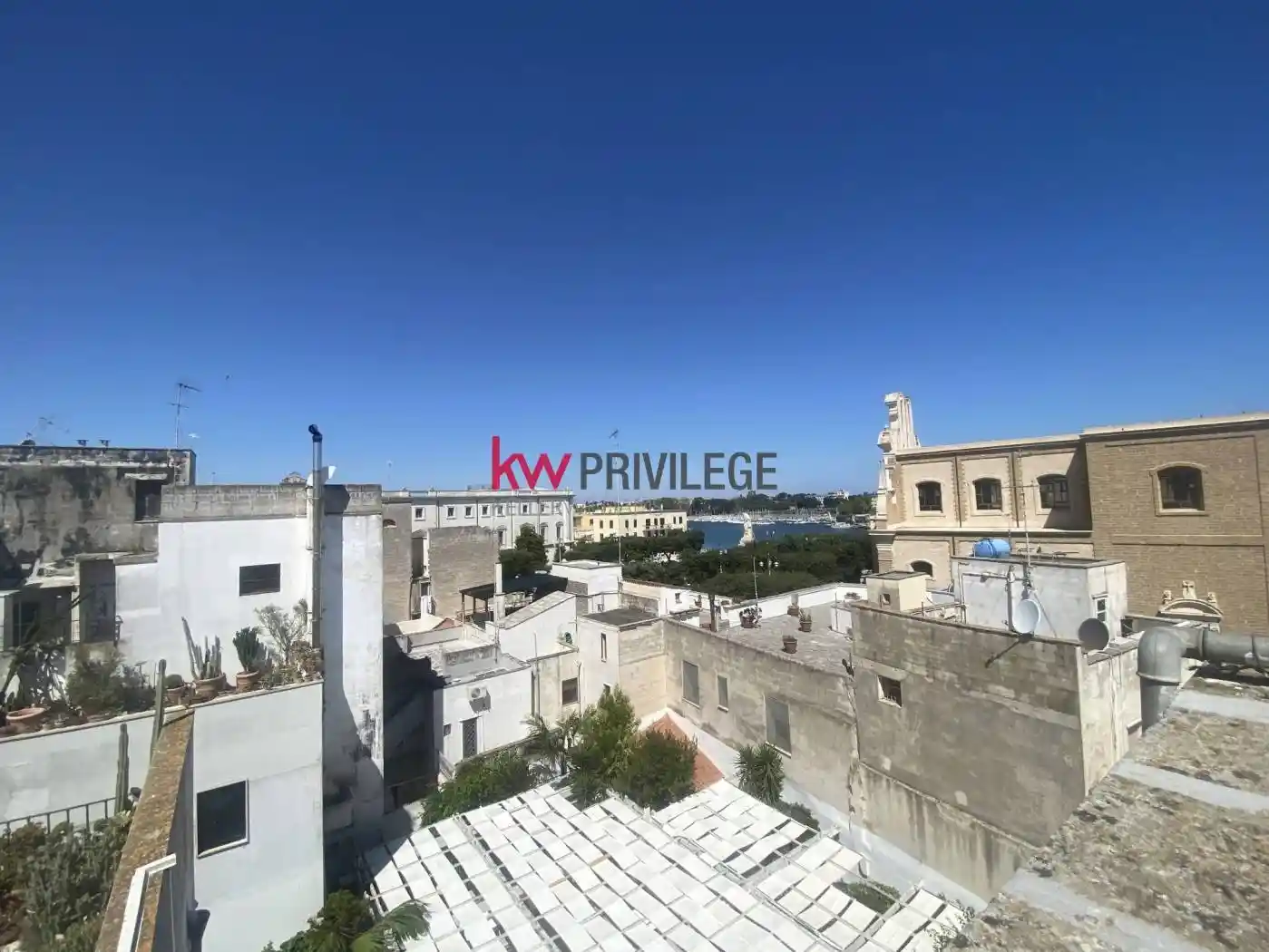 Casa indipendente in vendita a Brindisi