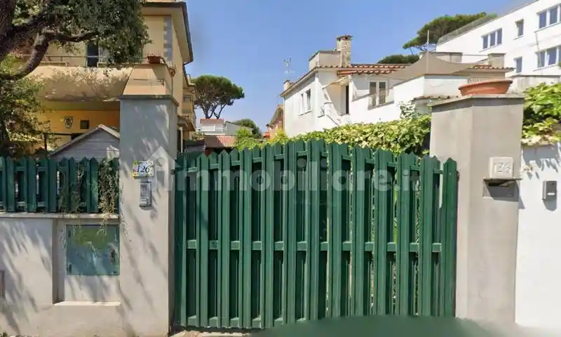 Villa in vendita a Fiumicino