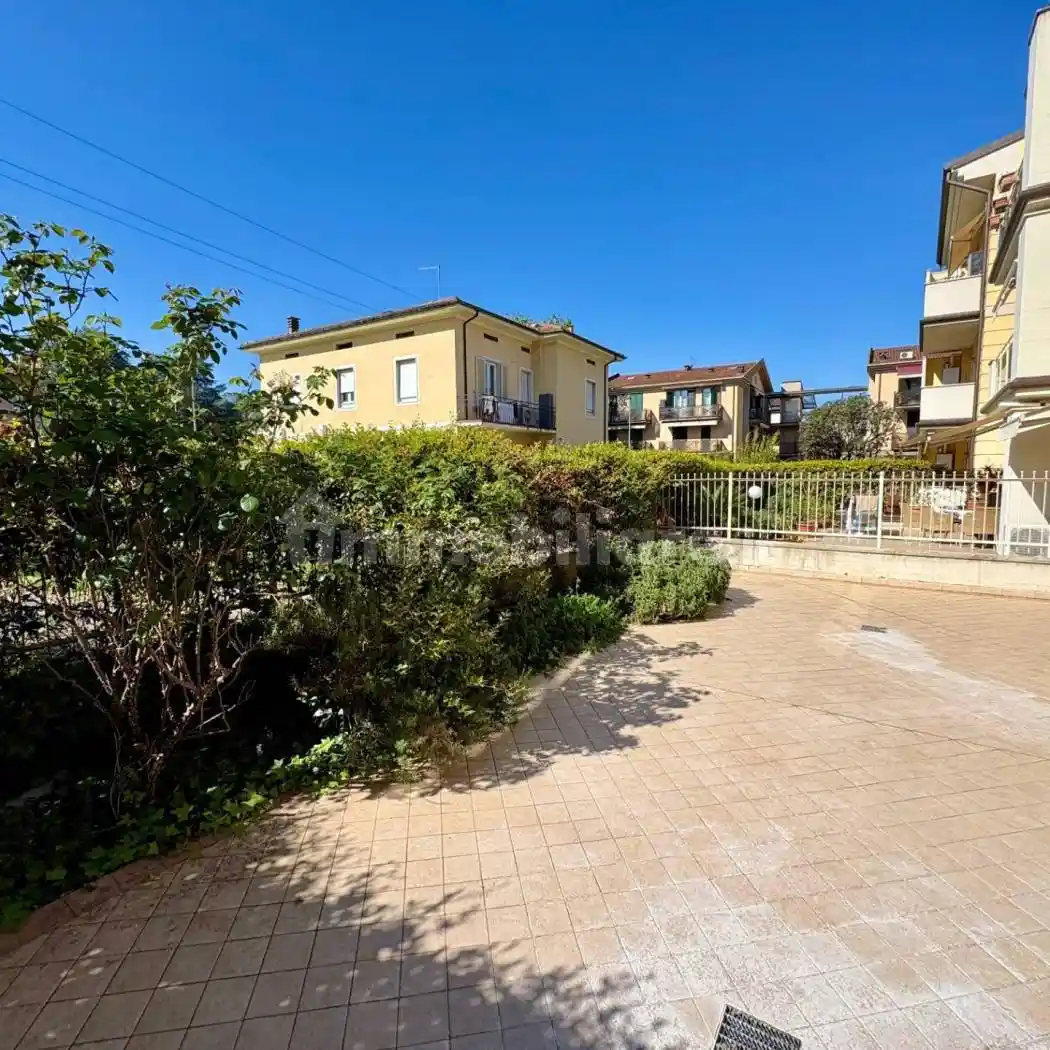 Appartamento in vendita a Lucca