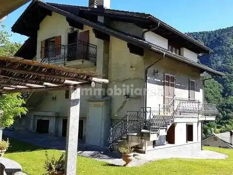 Villa in vendita a Malesco