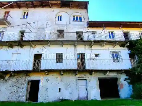 Villa in vendita a Gravellona Toce