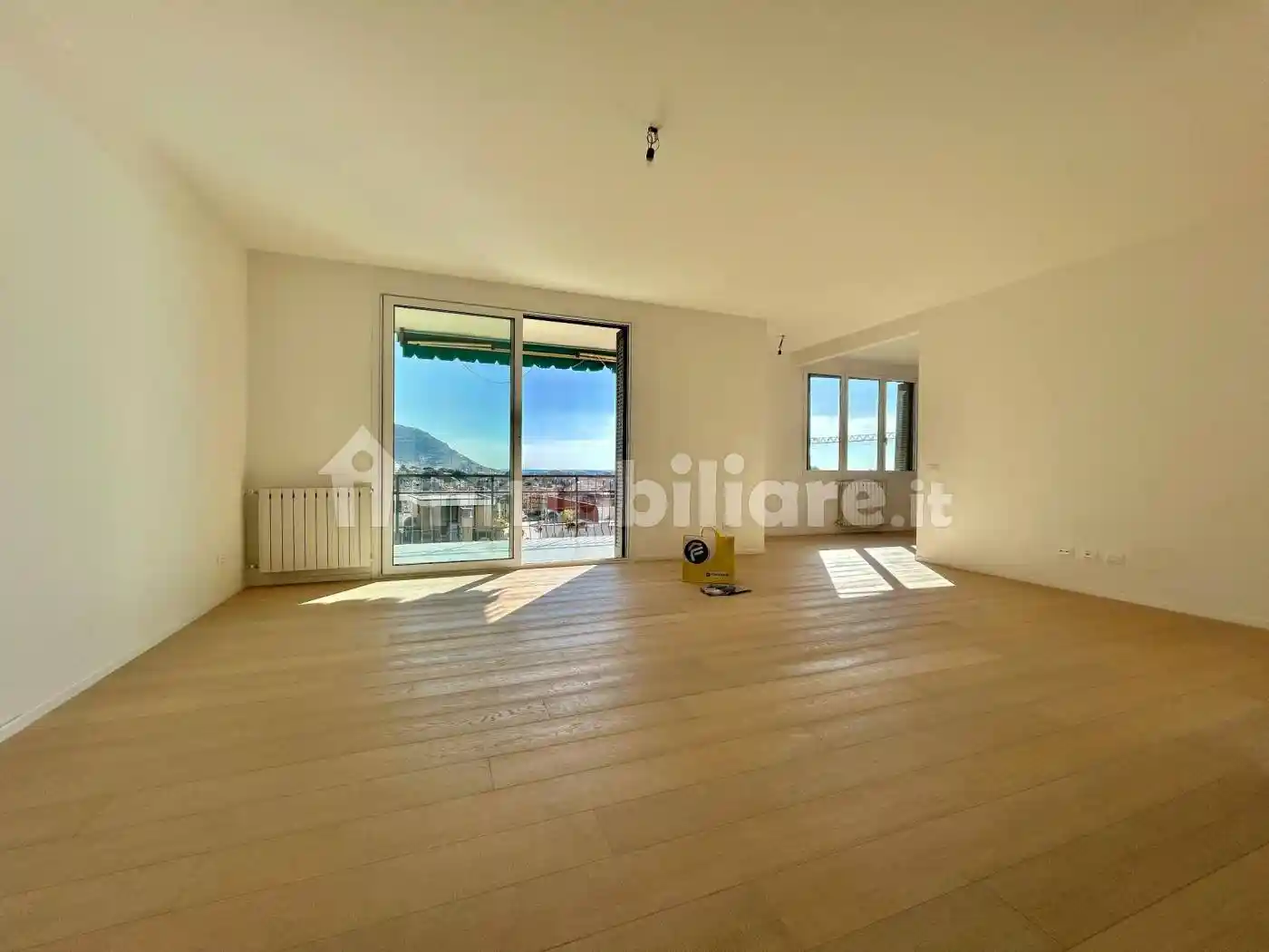 Appartamento in vendita a Pietra Ligure