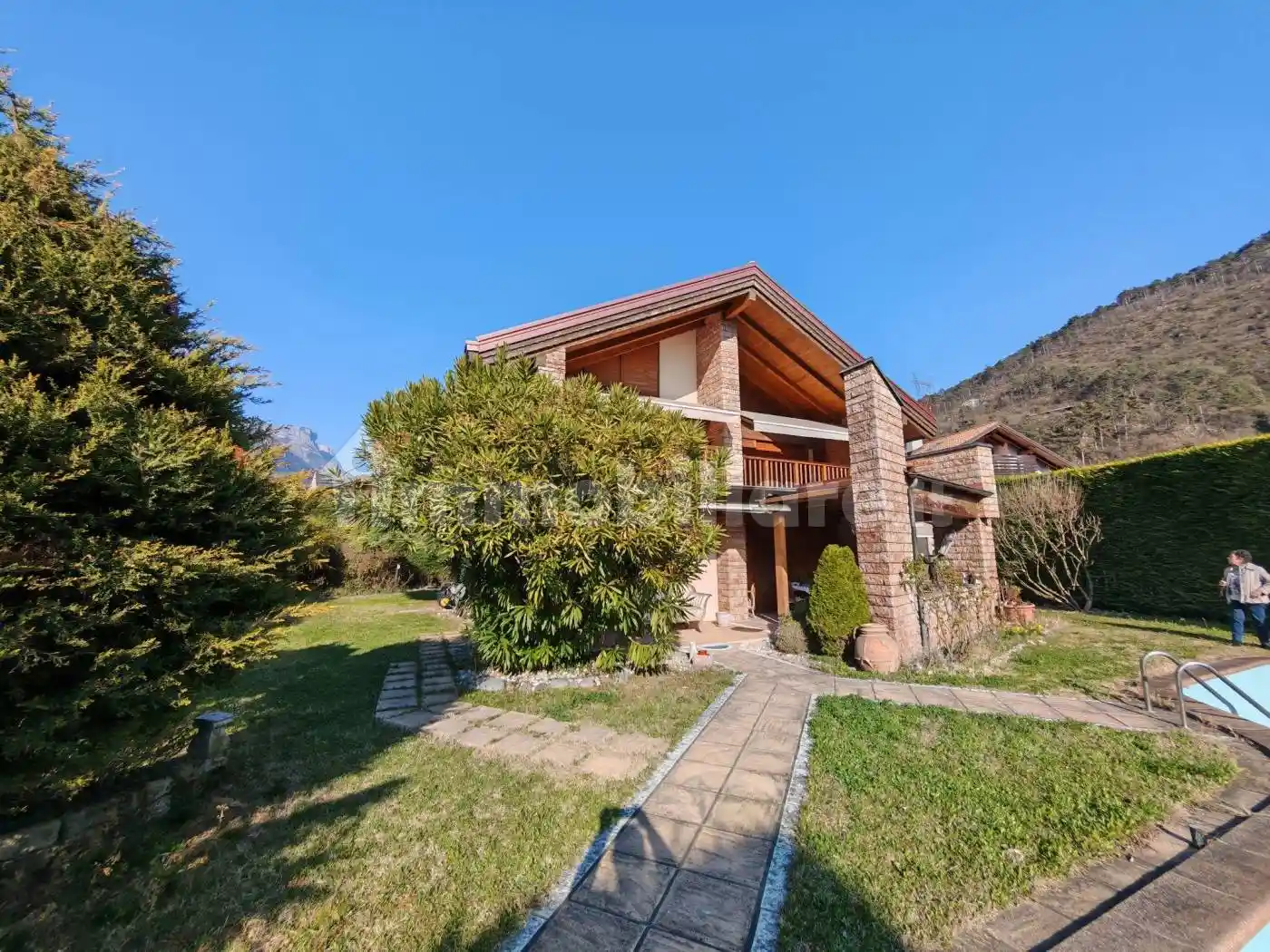 Villa in vendita a Vallelaghi