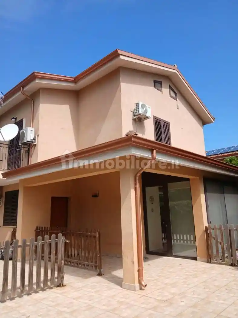 Villa in vendita a Carini