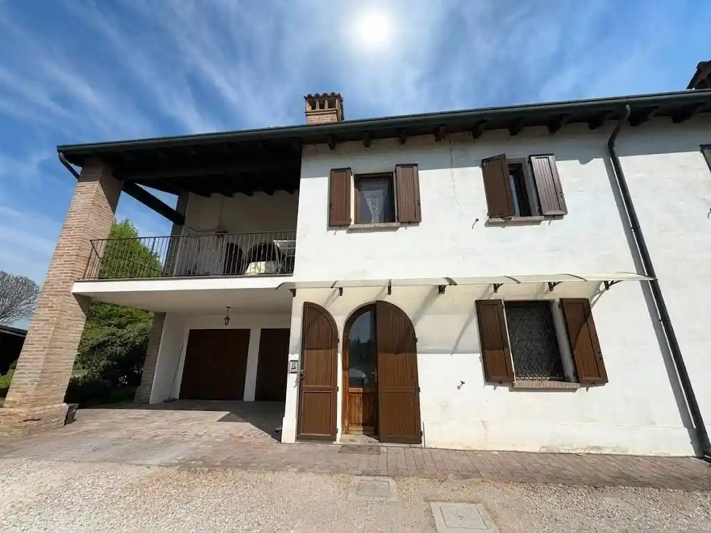 Villa in vendita a Concordia sulla Secchia