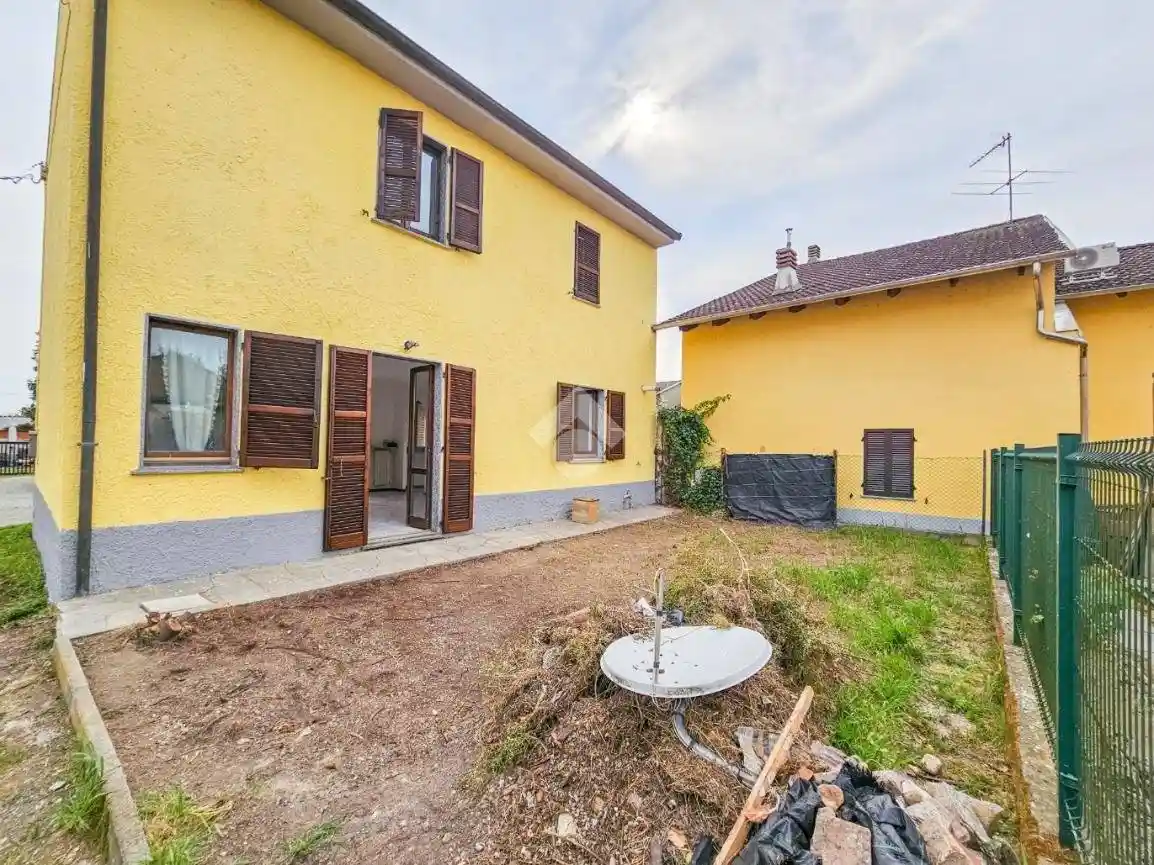 Casa indipendente in vendita a Bosco Marengo