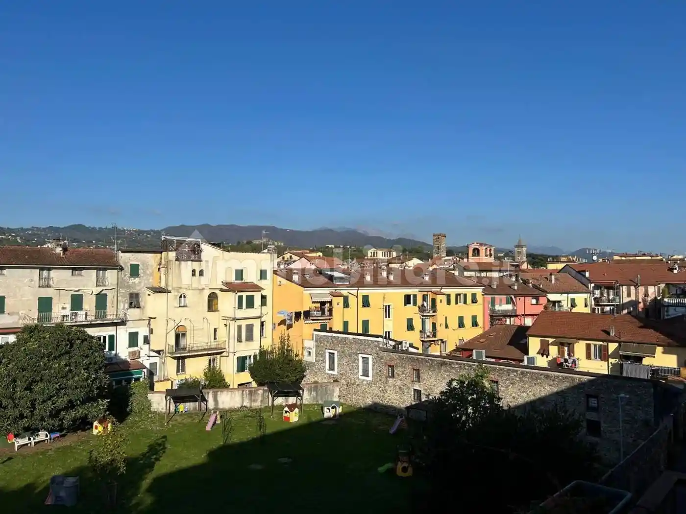 Appartamento in vendita a Sarzana