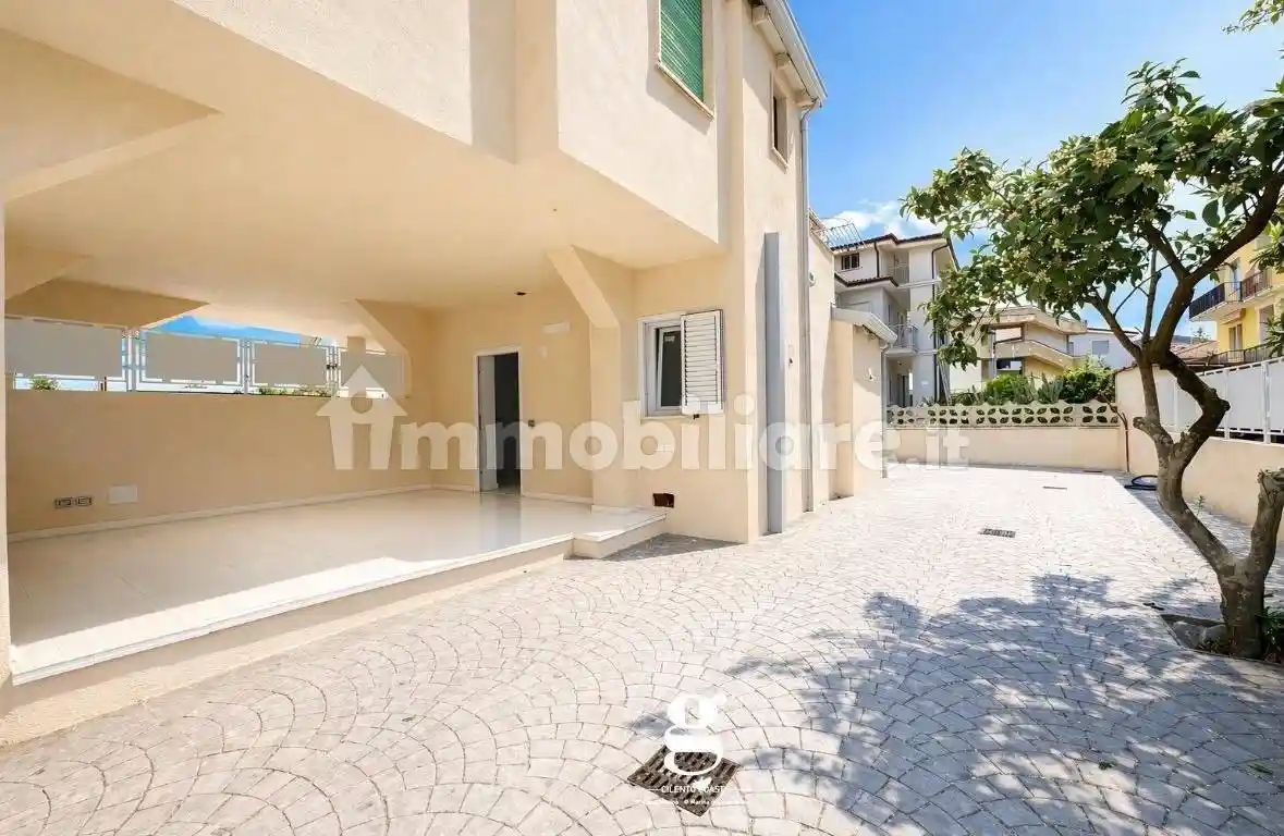 Appartamento in vendita a Casal Velino