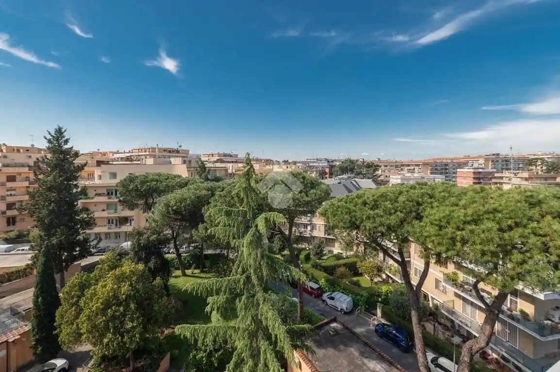 Appartamento in vendita a Roma