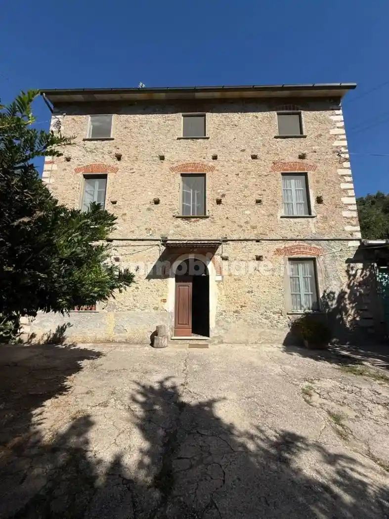 Villa in vendita a Pietrasanta