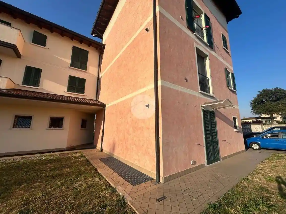 Appartamento in vendita a Rovato