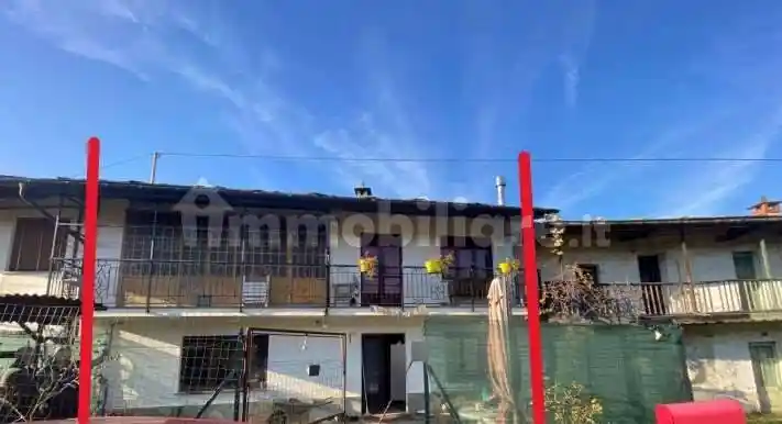 Casa indipendente in vendita a Bagnolo Piemonte