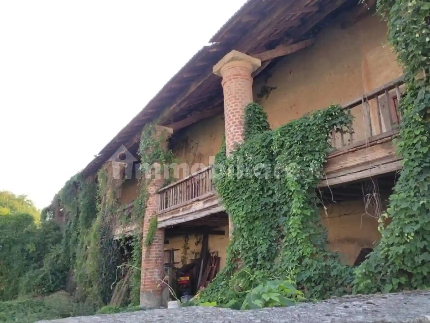 Appartamento in vendita a Vernate