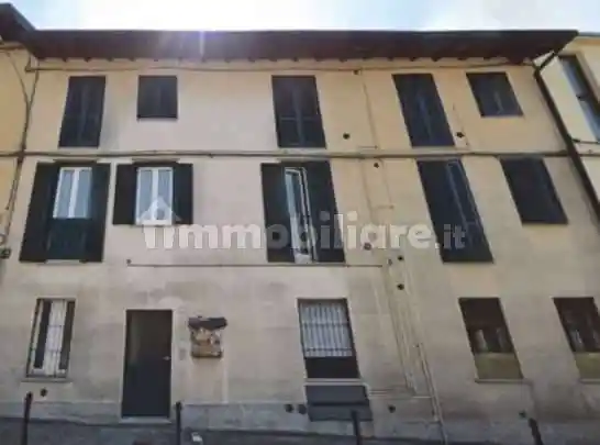 Appartamento in vendita a Monticello Brianza