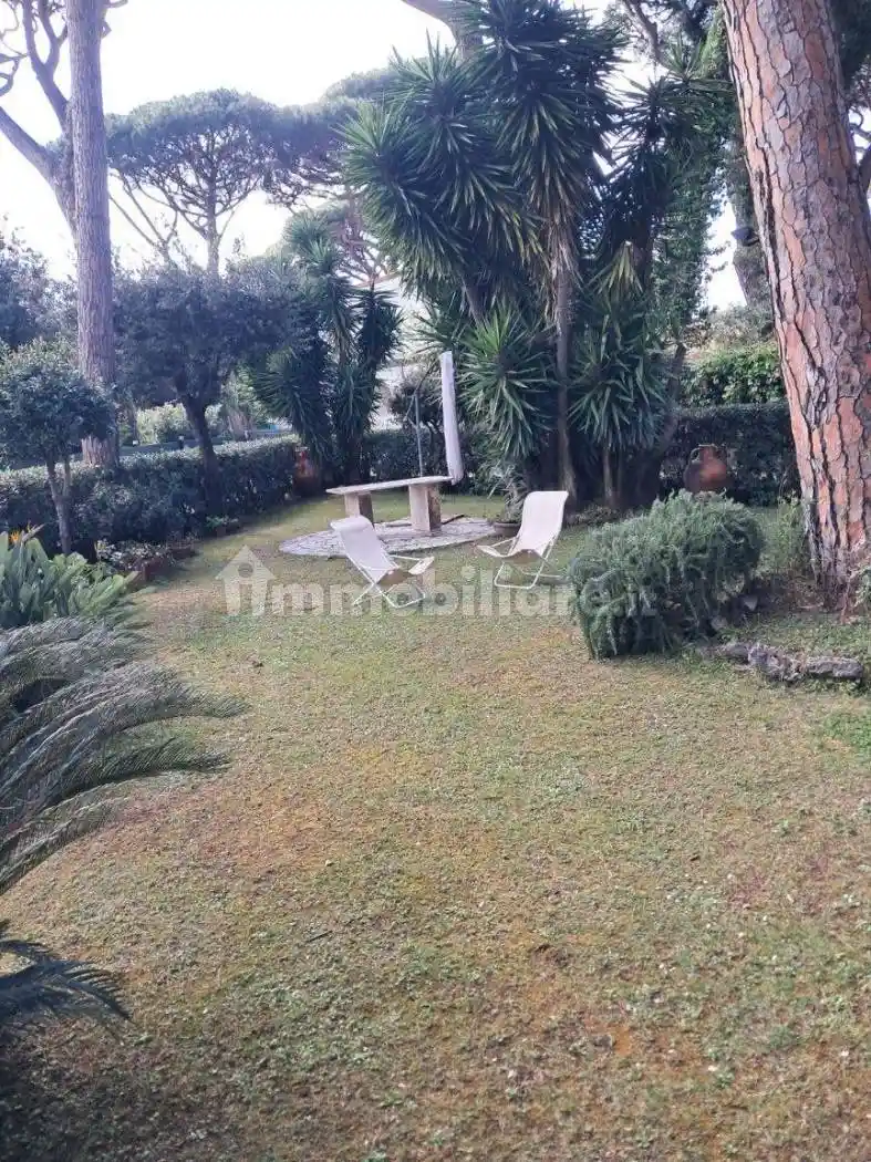 Villa in affitto a Fiumicino
