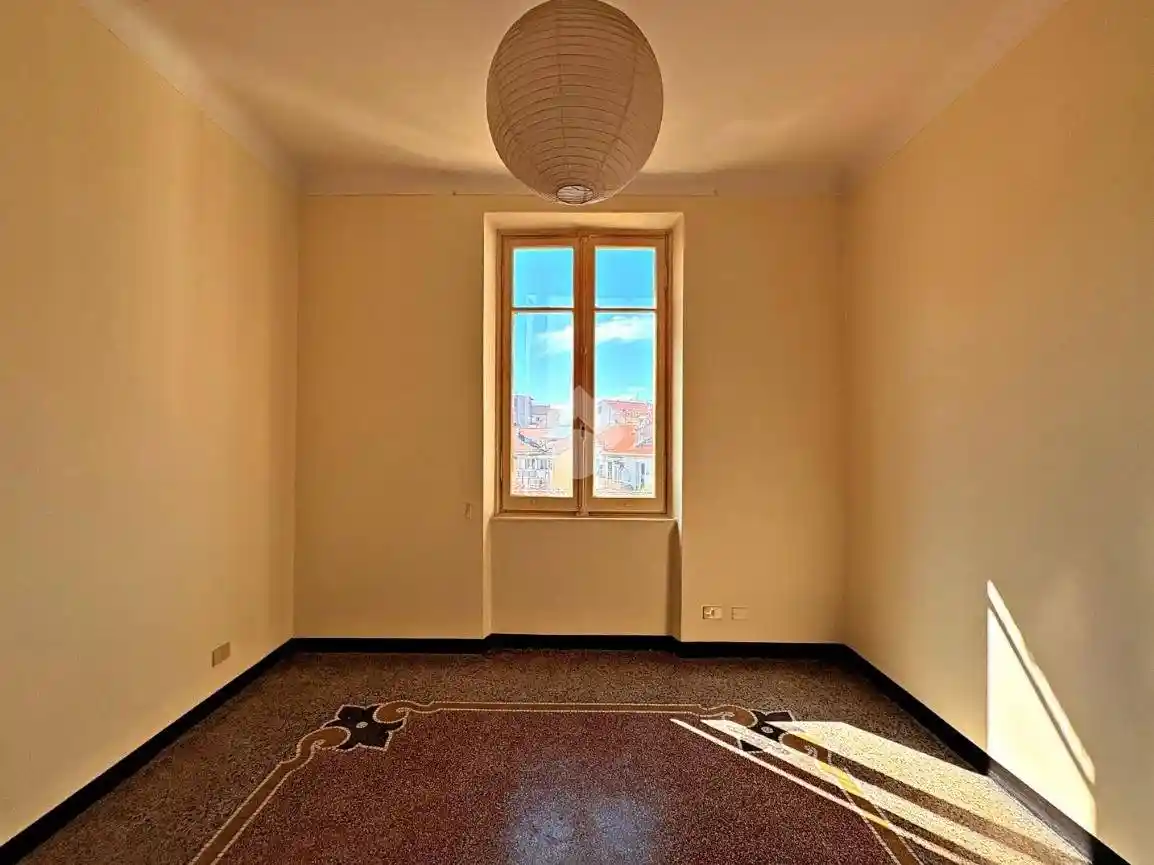 Appartamento in vendita a Savona