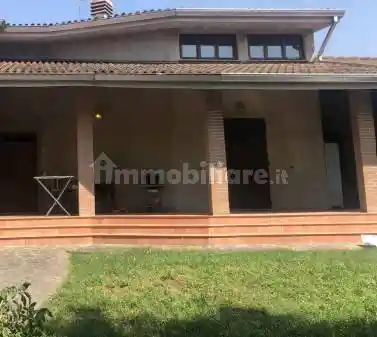Villa in vendita a Sissa Trecasali