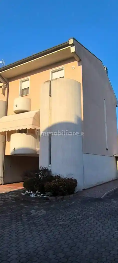Villetta a schiera in vendita a Latisana
