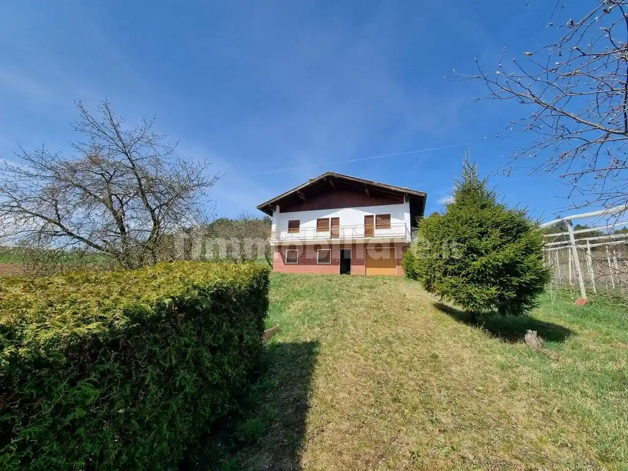 Casa indipendente in vendita a Romeno