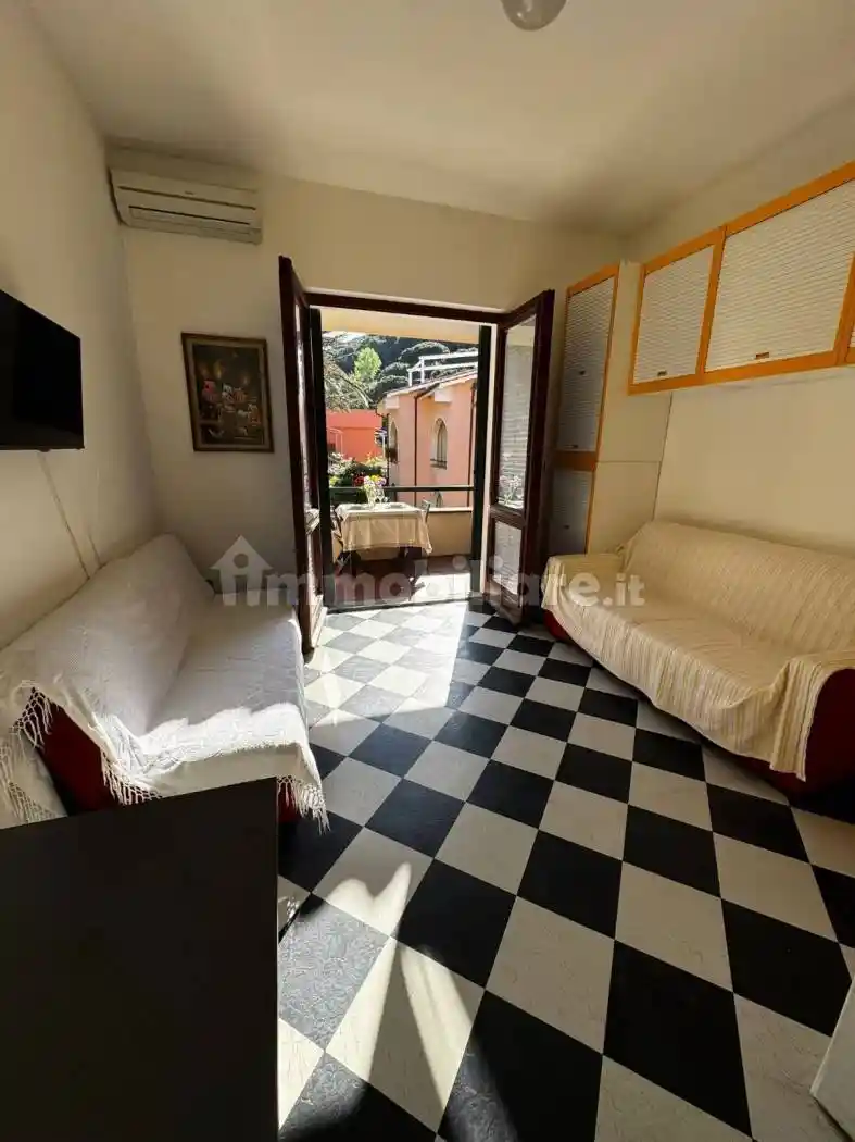 Appartamento in vendita a Marciana Marina