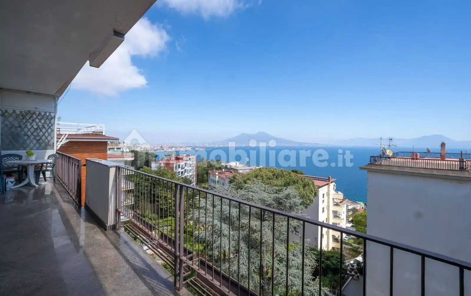 Appartamento in vendita a Napoli