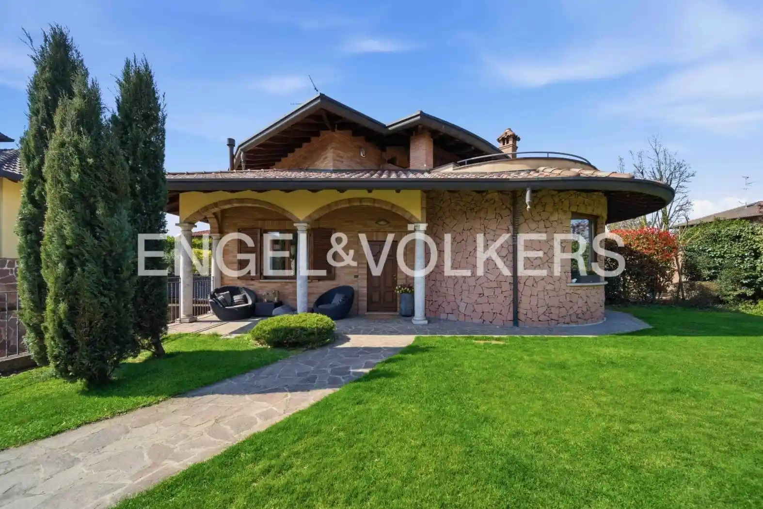 Villa in vendita a Olgiate Olona