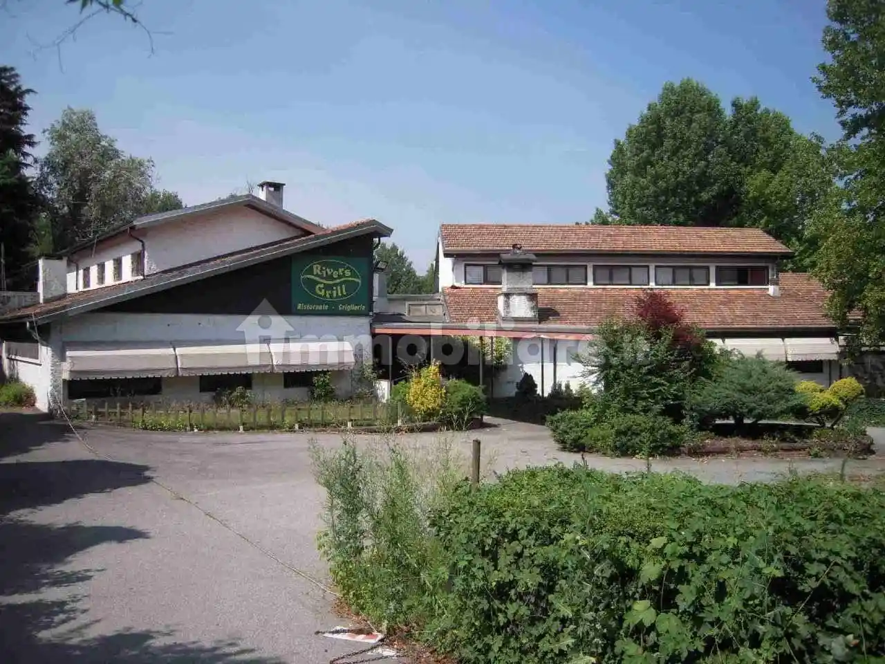 Palazzo - Edificio in vendita a Galliate