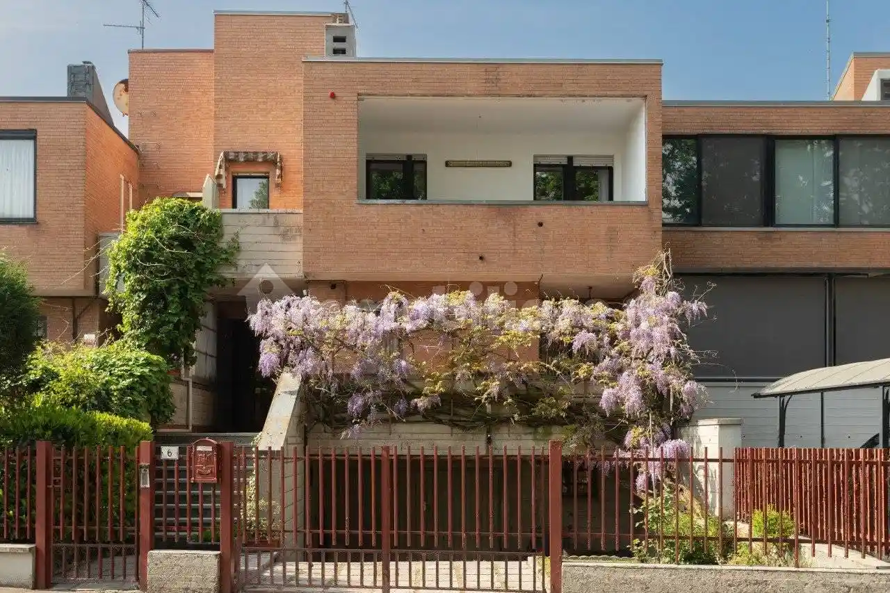 Villa in vendita a Castelnuovo Rangone