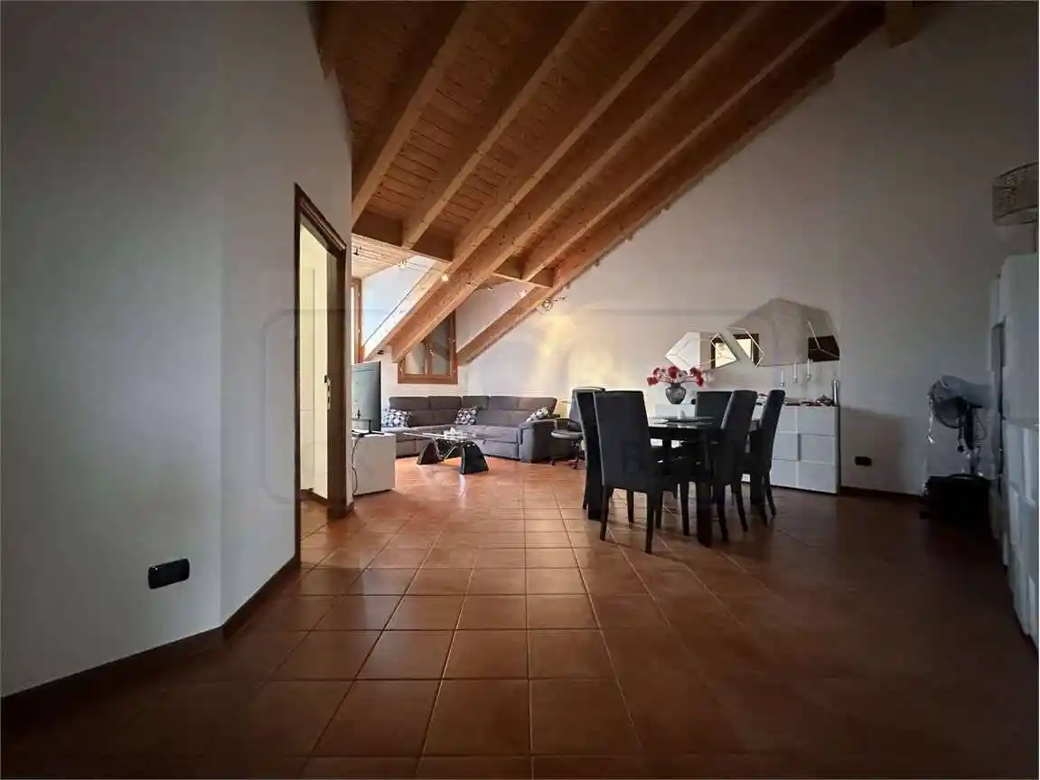 Appartamento in affitto a Bollate