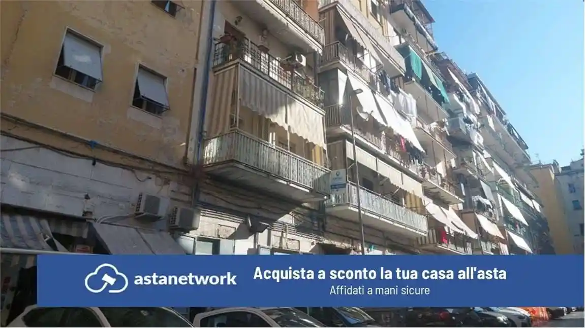 Appartamento in vendita a Napoli