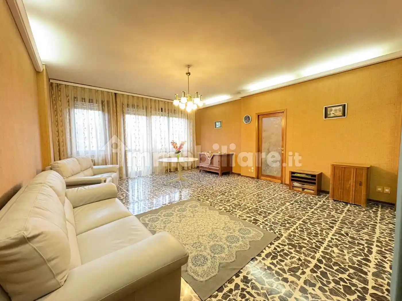 Appartamento in vendita a Varese