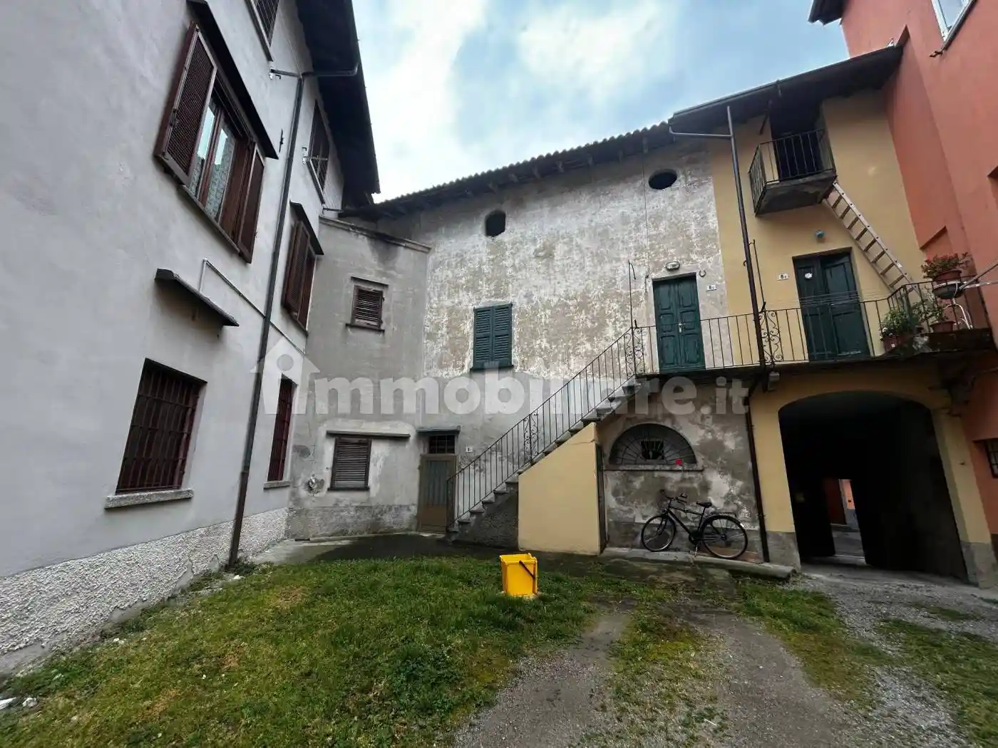 Casa indipendente in vendita a Civate