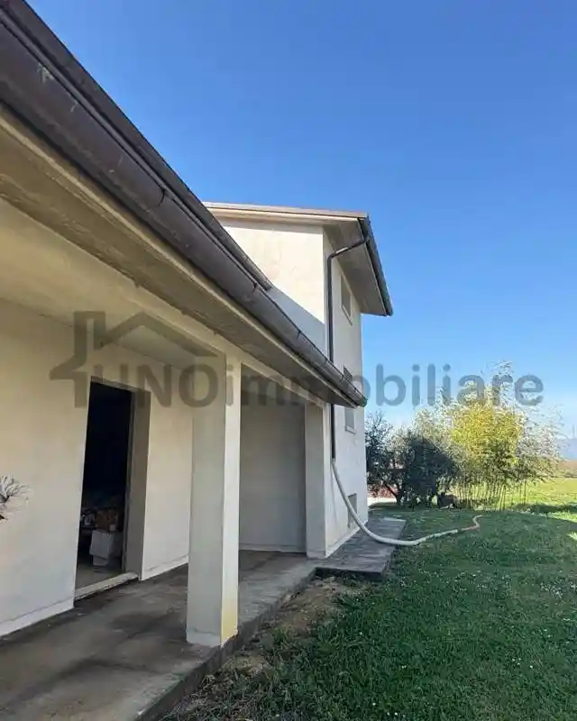 Villa in vendita a Arezzo