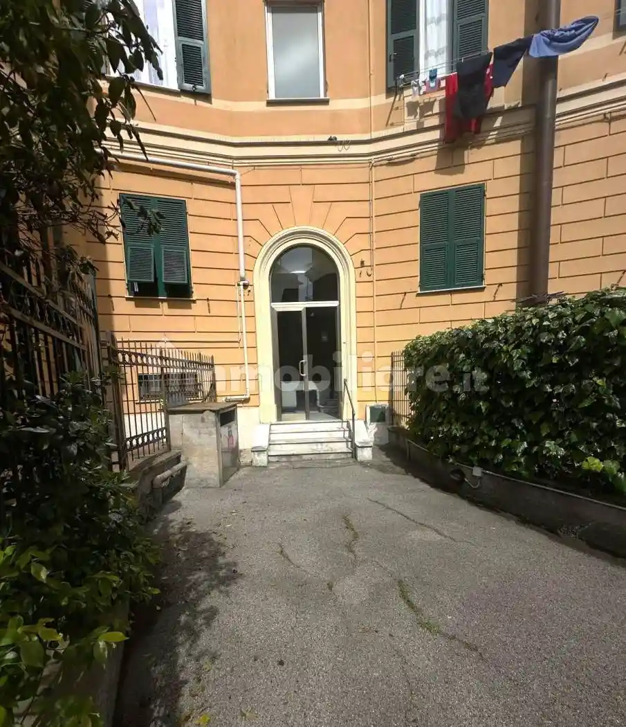 Appartamento in vendita a Genova