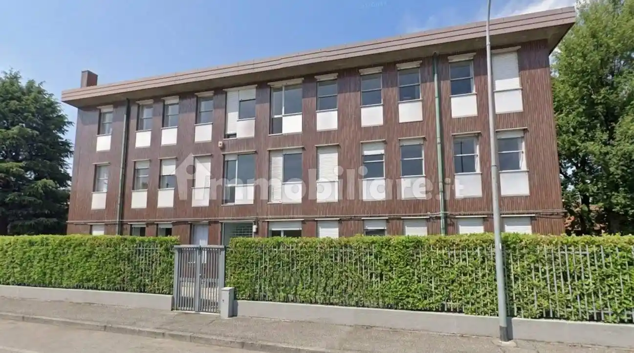 Palazzo - Edificio in affitto a Segrate