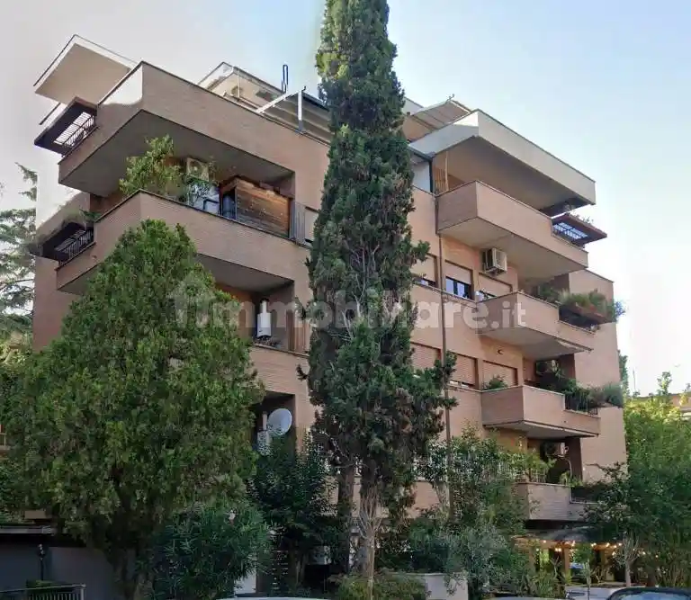 Appartamento in vendita a Roma