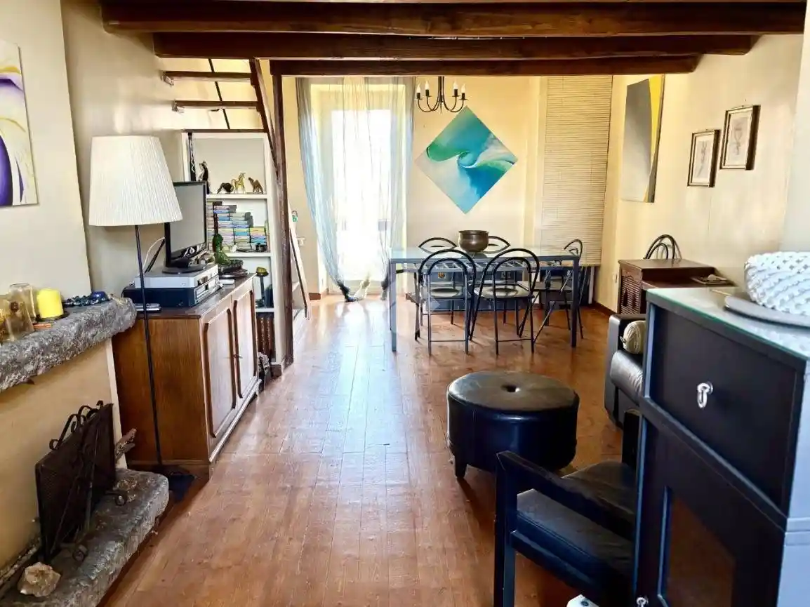 Appartamento in vendita a Faleria