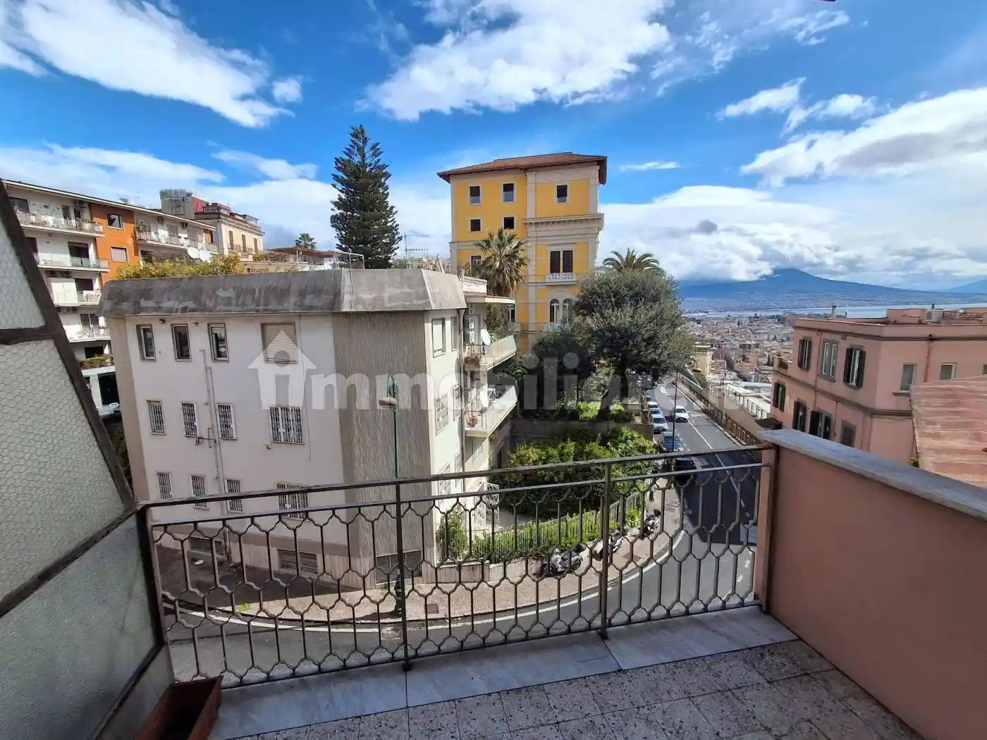 Appartamento in affitto a Napoli