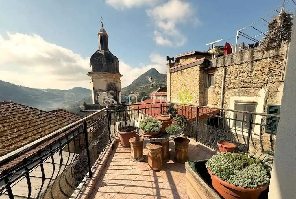 Appartamento in vendita a San Biagio della Cima