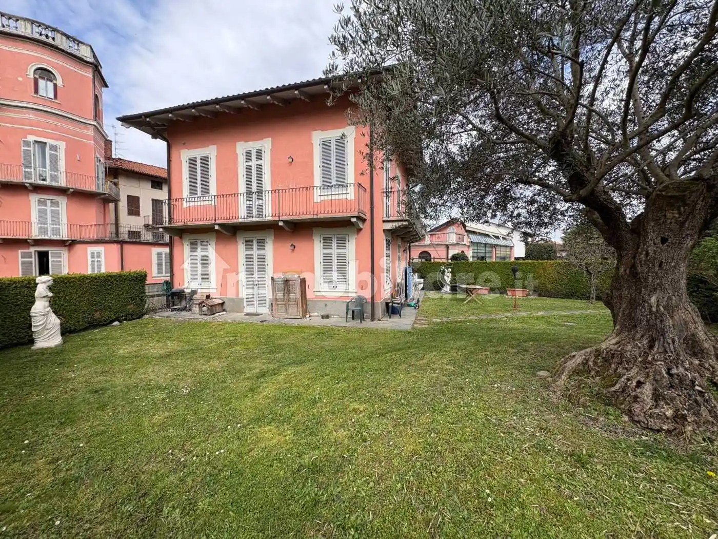 Villa in vendita a Biella