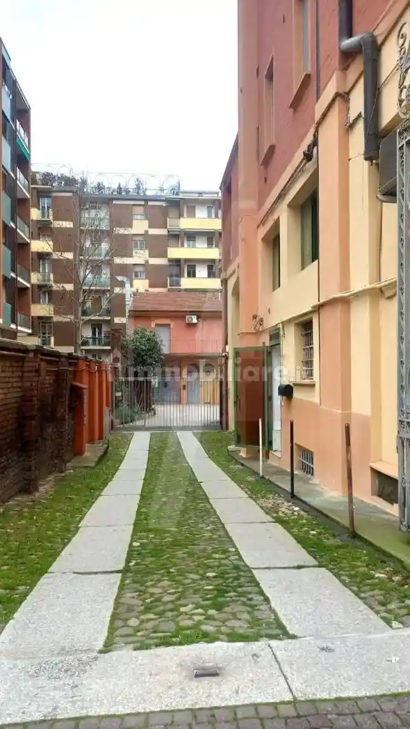Appartamento in vendita a Bologna