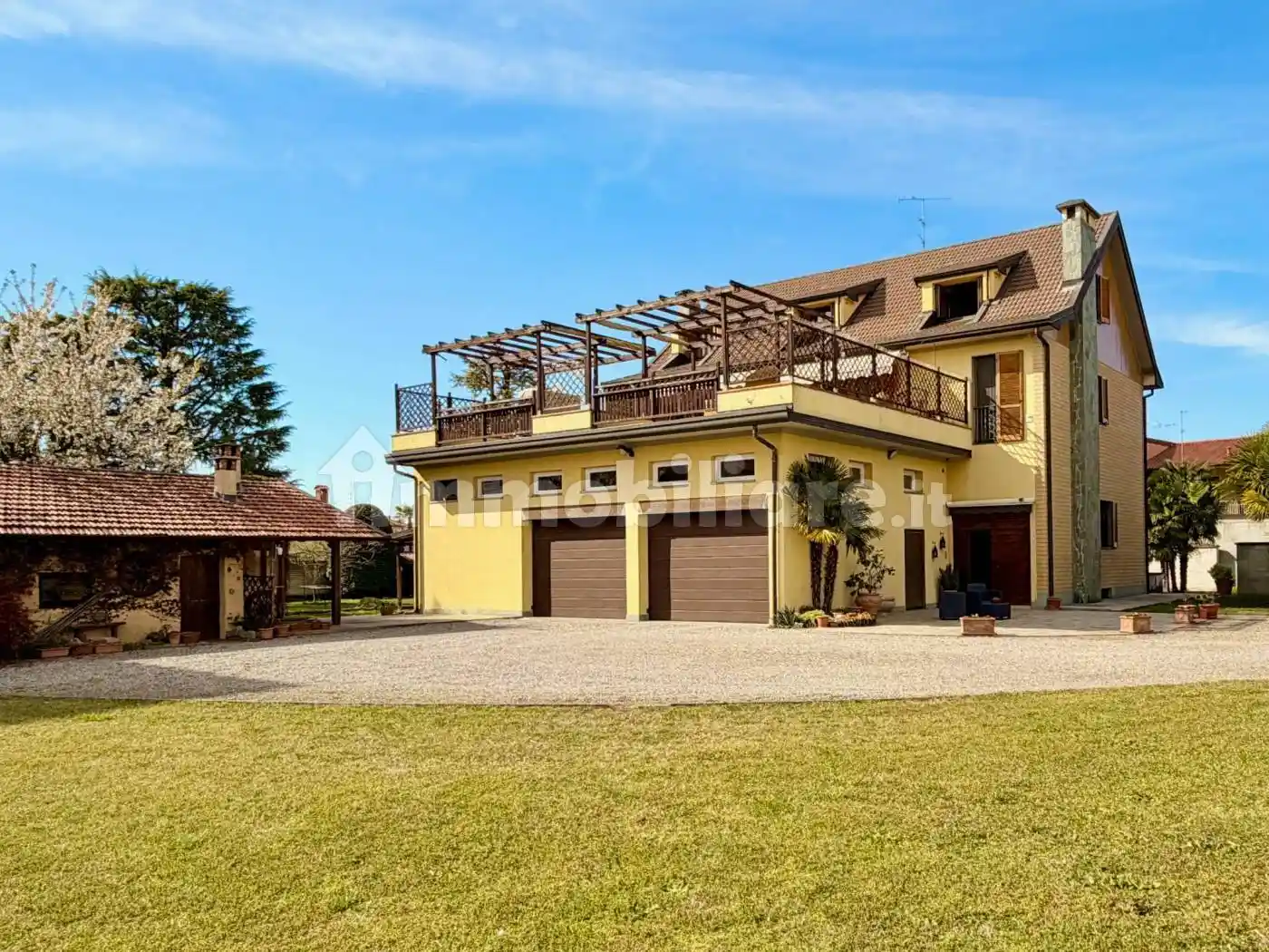 Villa in vendita a Boffalora Sopra Ticino