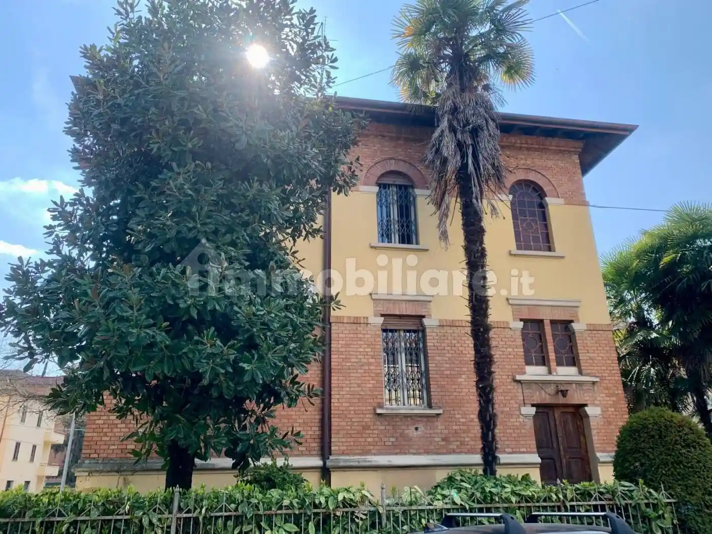 Villa in vendita a Modena